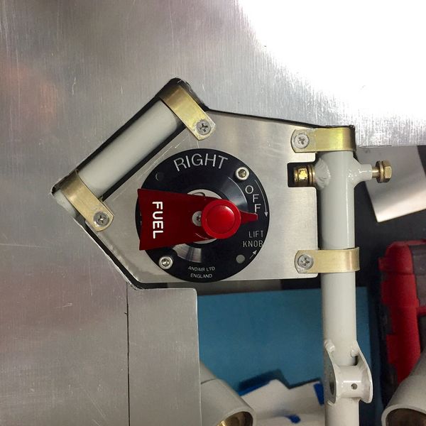 File:Fuel valve bracket.jpeg